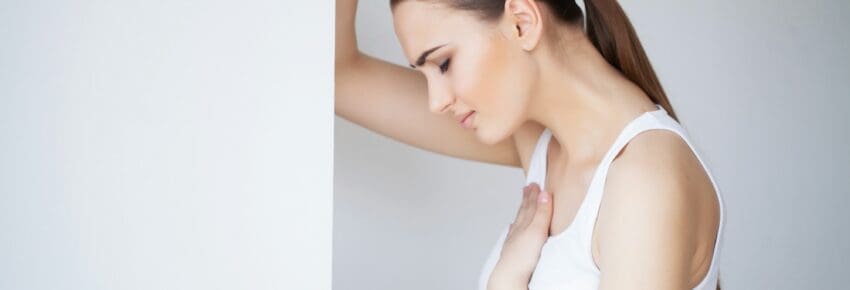 Chest pain. Stroke Infarct. Strong painful sensations. The concept of health. On a gray background