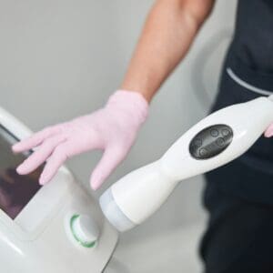 Apparatus for non-invasive fat reduction in hands of a beautician